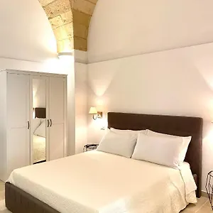 Dadaumpa , Lecce Italie