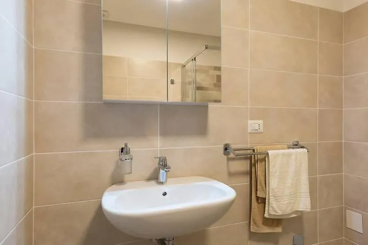 Ferienwohnung Bilo Via Bellinzona Como